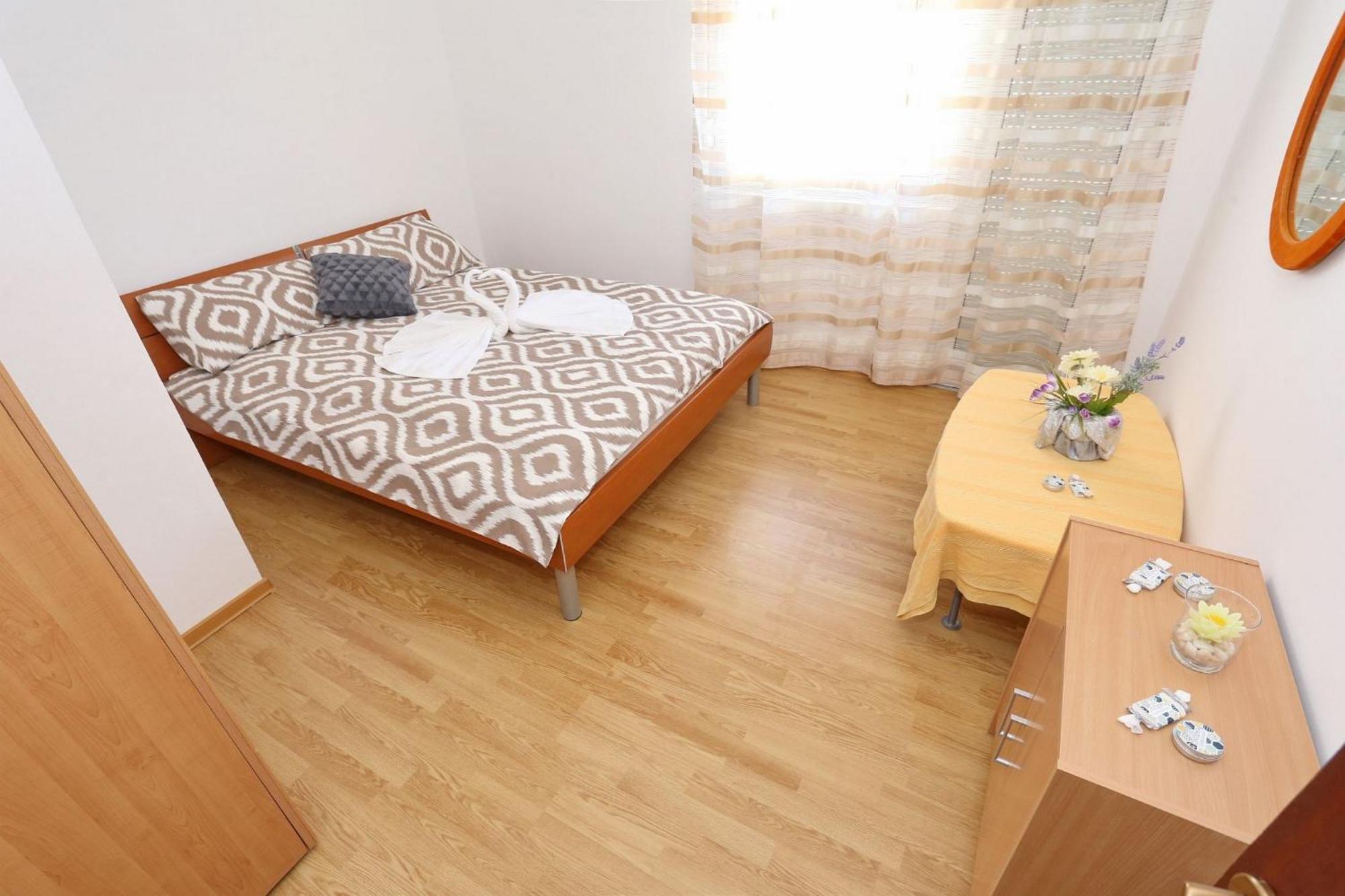 Apartments Marino Vir Dış mekan fotoğraf